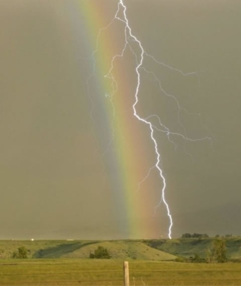 虹と雷