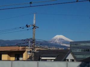 三島駅富士山