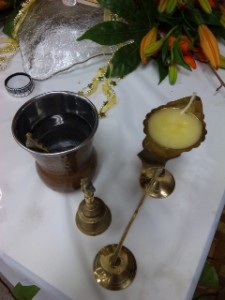 聖水と蝋燭