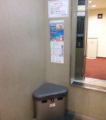 非常時にはトイレになる超スグレ物「エレベーターチェア」